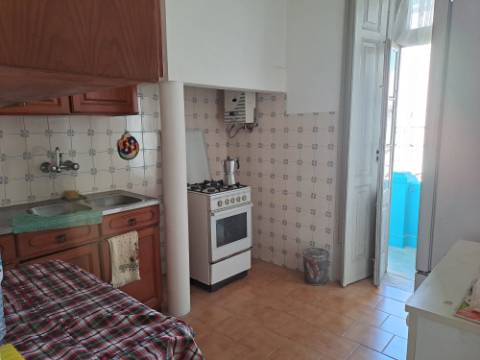 Moradia T6, numa das melhores localizações de Santarém