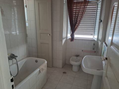 Moradia T6, numa das melhores localizações de Santarém