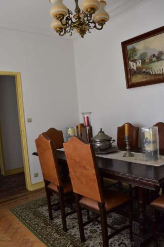 Apartamento T4, com terraço a 10 minutos da praia