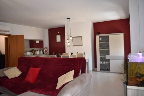 Apartamento T3 com garagem, em localização de excelência