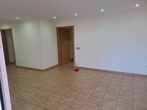 Moradia T7 com terreno