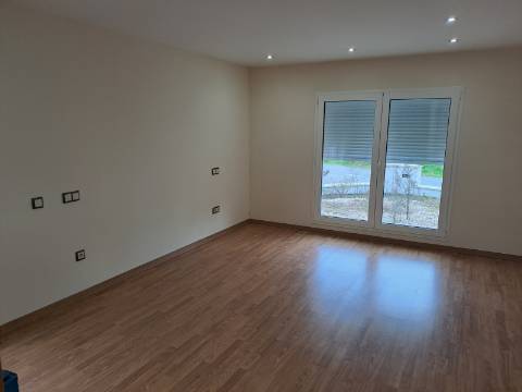 Moradia T7 com terreno