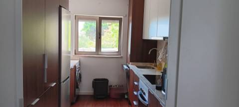 Apartamento T2 com parqueamento, como novo