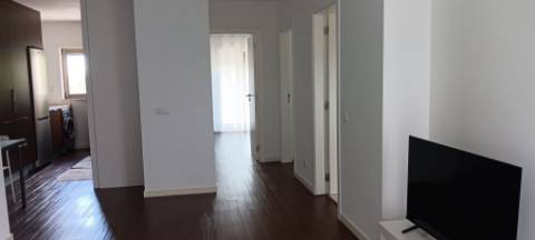 Apartamento T2 com parqueamento, como novo