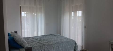 Apartamento T2 com parqueamento, como novo