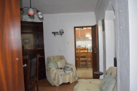 Moradia T2 com cozinha rústica