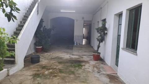 Moradia T2 com garagem