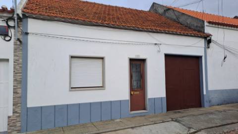 Moradia T2 com garagem