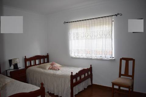 Moradia T3 com terreno