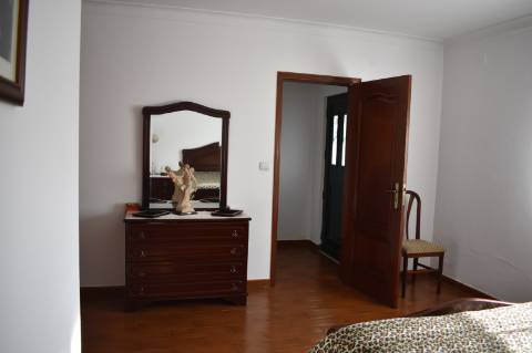 Moradia T3 com terreno