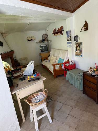 Moradia T2 com garagem e quintal