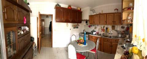 Apartamento T3 com garagem individual com 36m2