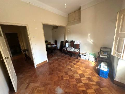 Apartamento T3 em excelente localização