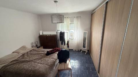 Moradia T3 com garagem e quintal