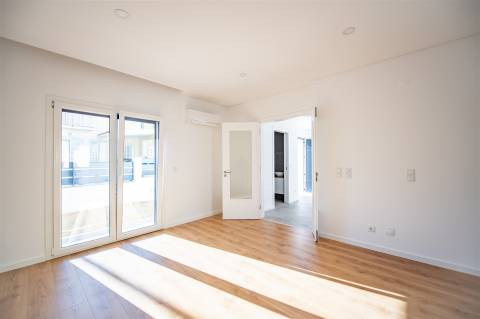 Moradia T3 Geminada Vale de Carros - Sexal