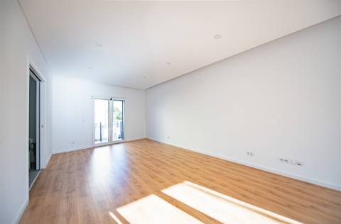 Moradia T3 Geminada Vale de Carros - Sexal