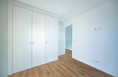 Moradia T3 Geminada Vale de Carros - Sexal