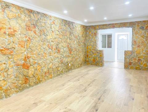 Moradia em Banda T1 Venda em Palmela,Palmela