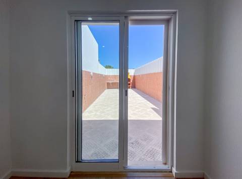 Moradia em Banda T1 Venda em Palmela,Palmela