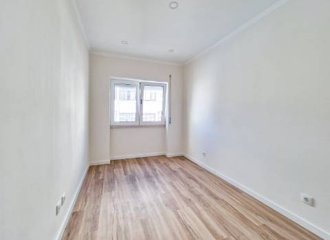 Apartamento T2 Cruz de Pau - Amora