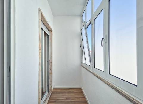 Apartamento T2 Cruz de Pau - Amora