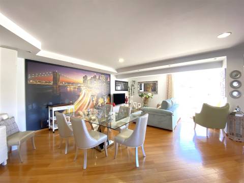 Apartamento T2 Condominio Fechado -  Setubal