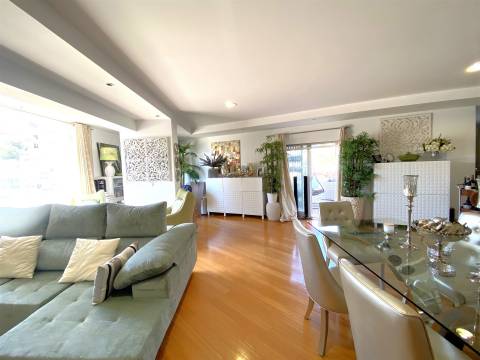 Apartamento T2 Condominio Fechado -  Setubal