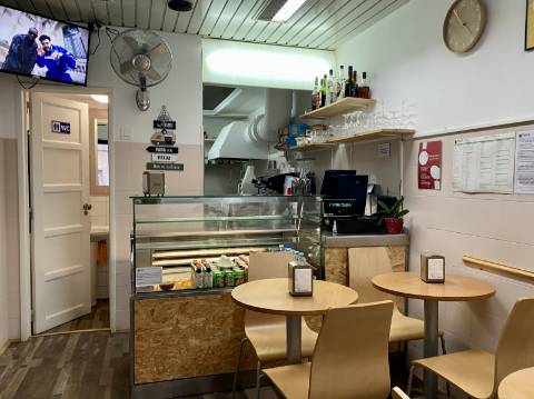 TRESPASSE - CAFÉ SNACK BAR em MOSCAVIDE