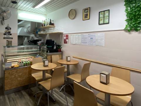 TRESPASSE - CAFÉ SNACK BAR em MOSCAVIDE