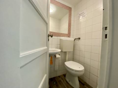 TRESPASSE - CAFÉ SNACK BAR em MOSCAVIDE