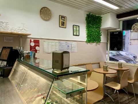 TRESPASSE - CAFÉ SNACK BAR em MOSCAVIDE