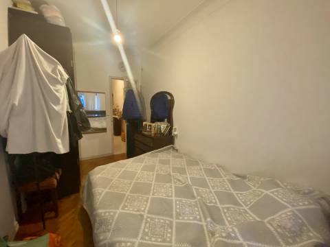 V E N D I D O - T2 Moscavide - 1º ANDAR - 2 Marquises - CENTRAL - Comboio e METRO