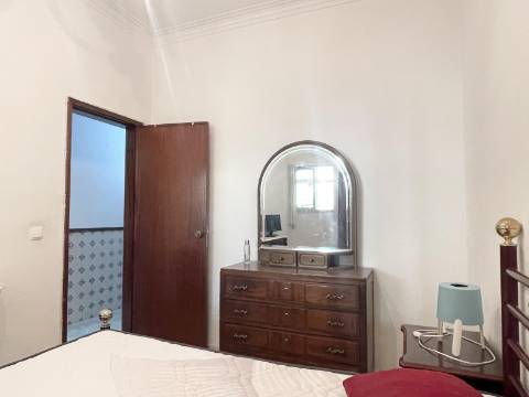 Apartamento T2+1 em Moscavide - RCH Alto c/ Terraço