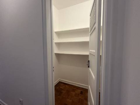 A R R E N D A D O - Apartamento T2+1 - Moscavide - Remodelado