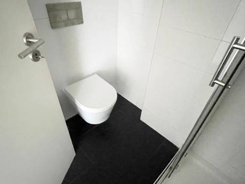 Apartamento T2 p/ ARRENDAR - Moscavide - Central - TERRAÇO