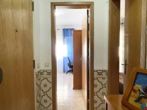 Apartamento T2 em Moscavide - 2º Andar - Ótimas Áreas