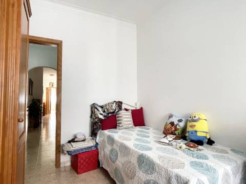 Apartamento T2 em Moscavide - 2º Andar - Ótimas Áreas