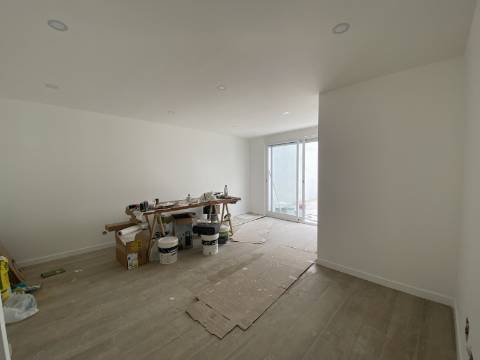 Andar de Moradia T3 - Rés-do-Chão - 2 TERRAÇOS - Santa Iria da Azóia