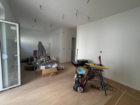 T2+1 - Lumiar p/ Venda - Remodelado - Terraço de 100m2