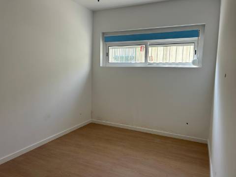 T2+1 - Lumiar p/ Venda - Remodelado - Terraço de 100m2