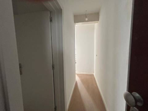 T2+1 - Lumiar p/ Venda - Remodelado - Terraço de 100m2