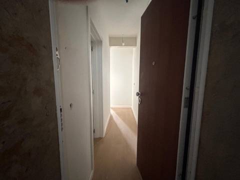 T2+1 - Lumiar p/ Venda - Remodelado - Terraço de 100m2