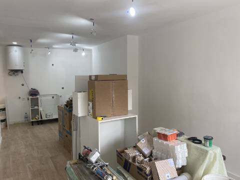 T2+1 Alverca - Apartamento Remodelado - RCH ALTO - Central