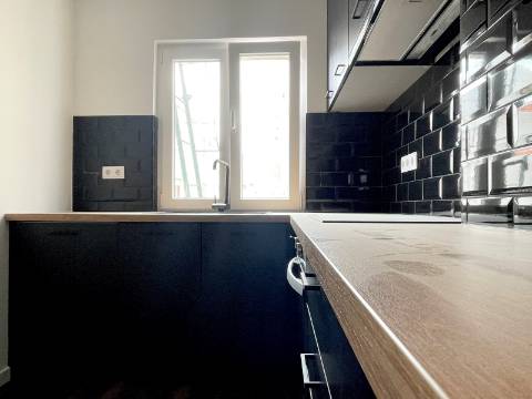 Apartamento T2 - Moscavide - Remodelado - A Estrear - Junto ao Metro