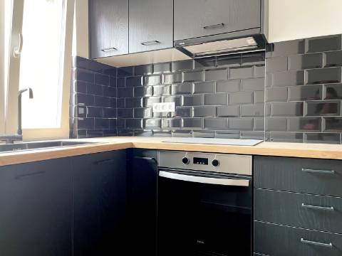 Apartamento T2 - Moscavide - Remodelado - A Estrear - Junto ao Metro