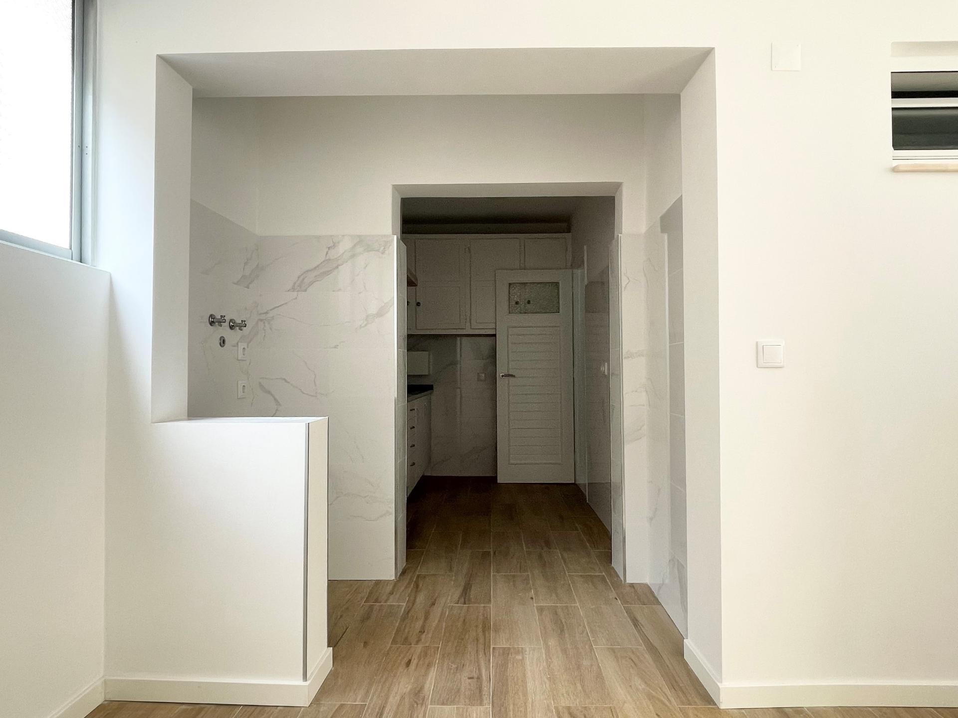 p/ Arrendar - Apartamento T1+1 Moscavide - Recuperado c/ TERRAÇO