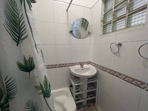 T1 - Moscavide p/ Arrendar - 1ºandar - CENTRAL