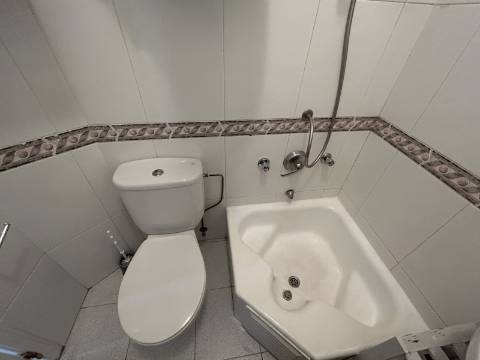 T1 - Moscavide p/ Arrendar - 1ºandar - CENTRAL