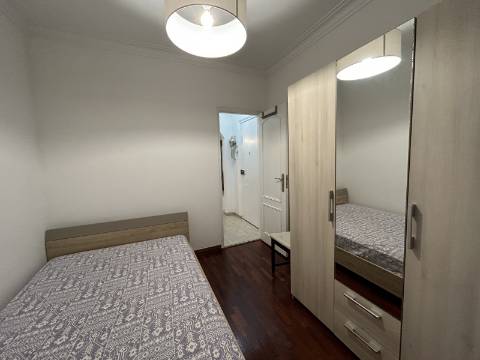 T1 - Moscavide p/ Arrendar - 1ºandar - CENTRAL