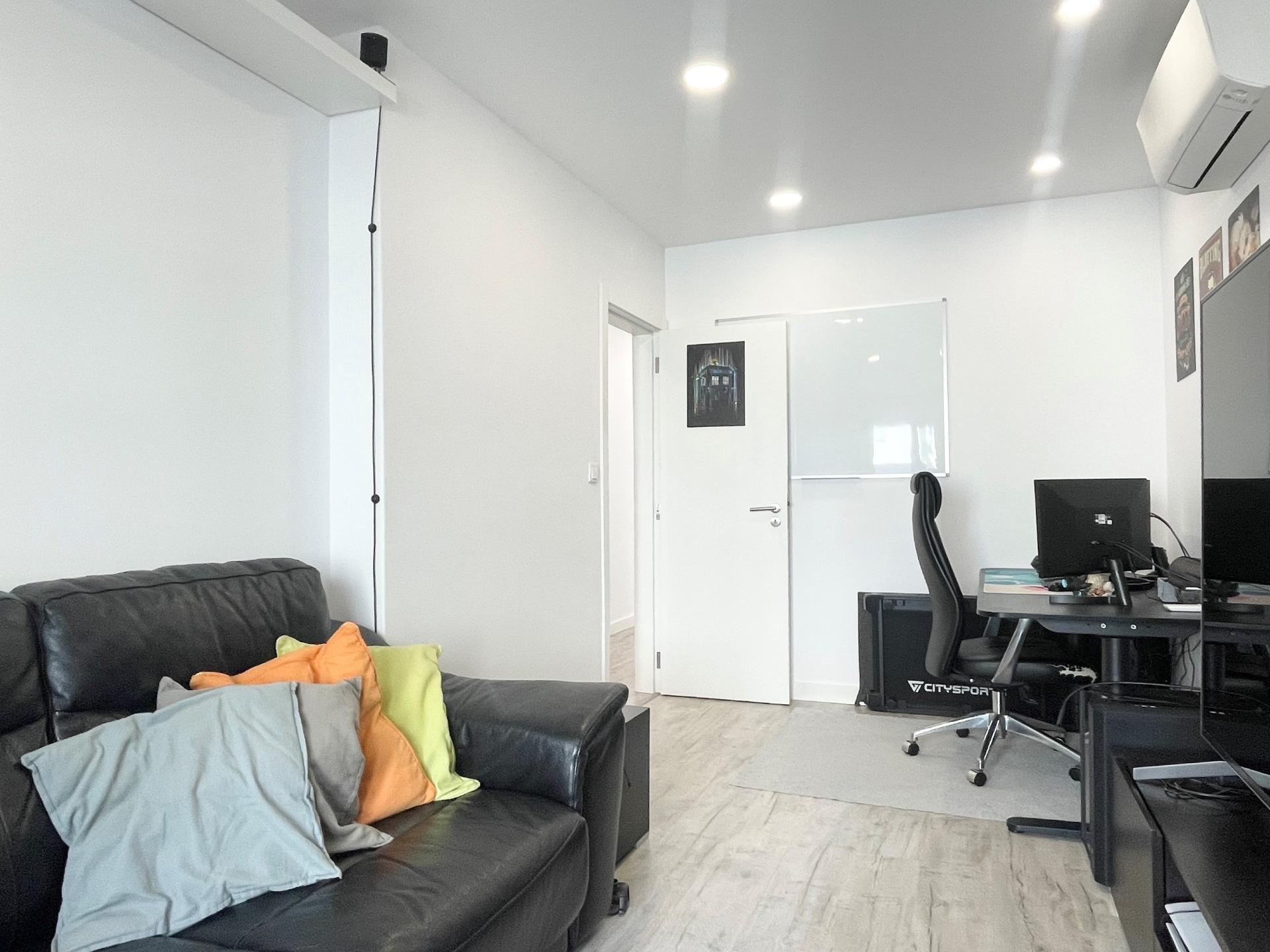 Apartamento T1 em Moscavide - Remodelado - 2º Andar